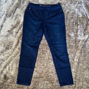 “Believe in your own beauty”- New and not worn Belle by Kim Gravel Jeans